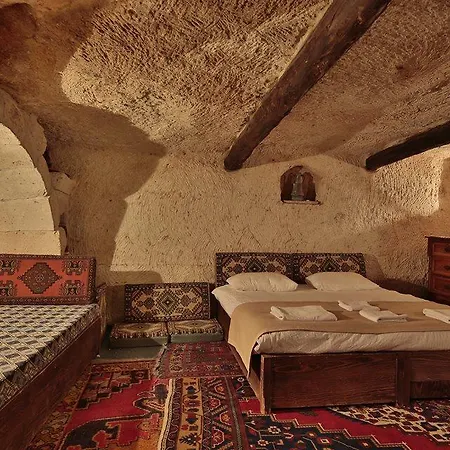 Gasthuis Chez Nazim Ortahisar